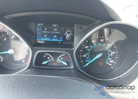 2016 Ford Escape Titanium z USA, uszkodzony, nr VIN 1FMCU9J90GUC16559